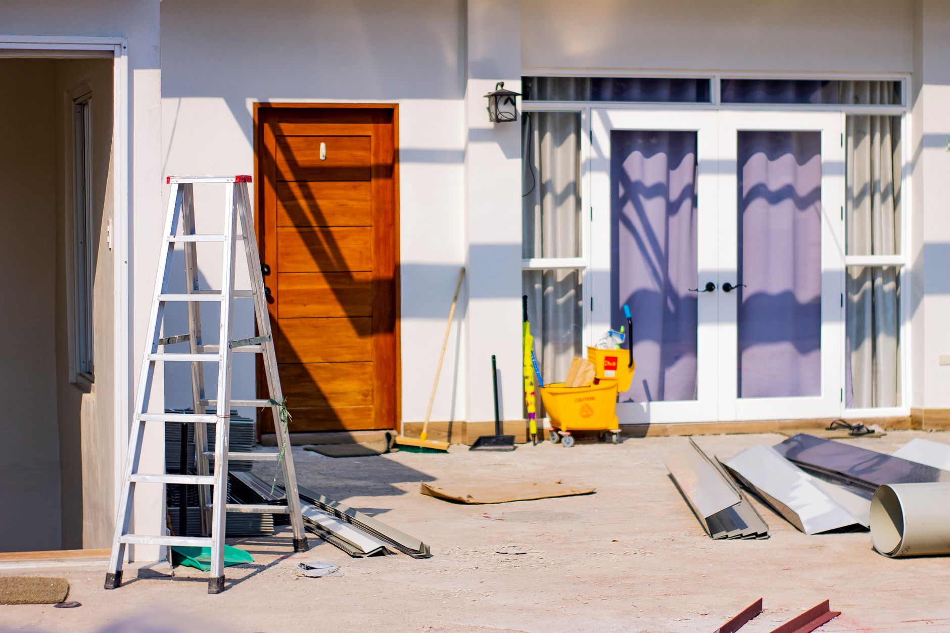Rénover une maison par où — outils et matériaux de rénovation maison