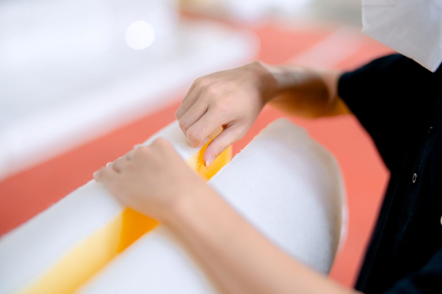 Polyuréthane isolant : performances, formes disponibles et comparaison avec le polystyrène